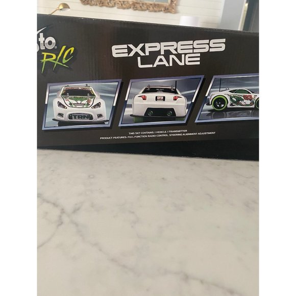 New Maisto Tech R/C Kids Electronics Express Lane Radio Control Vehicle NEW - Picture 3 of 8